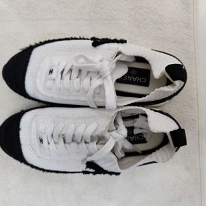 Chanel sneaker